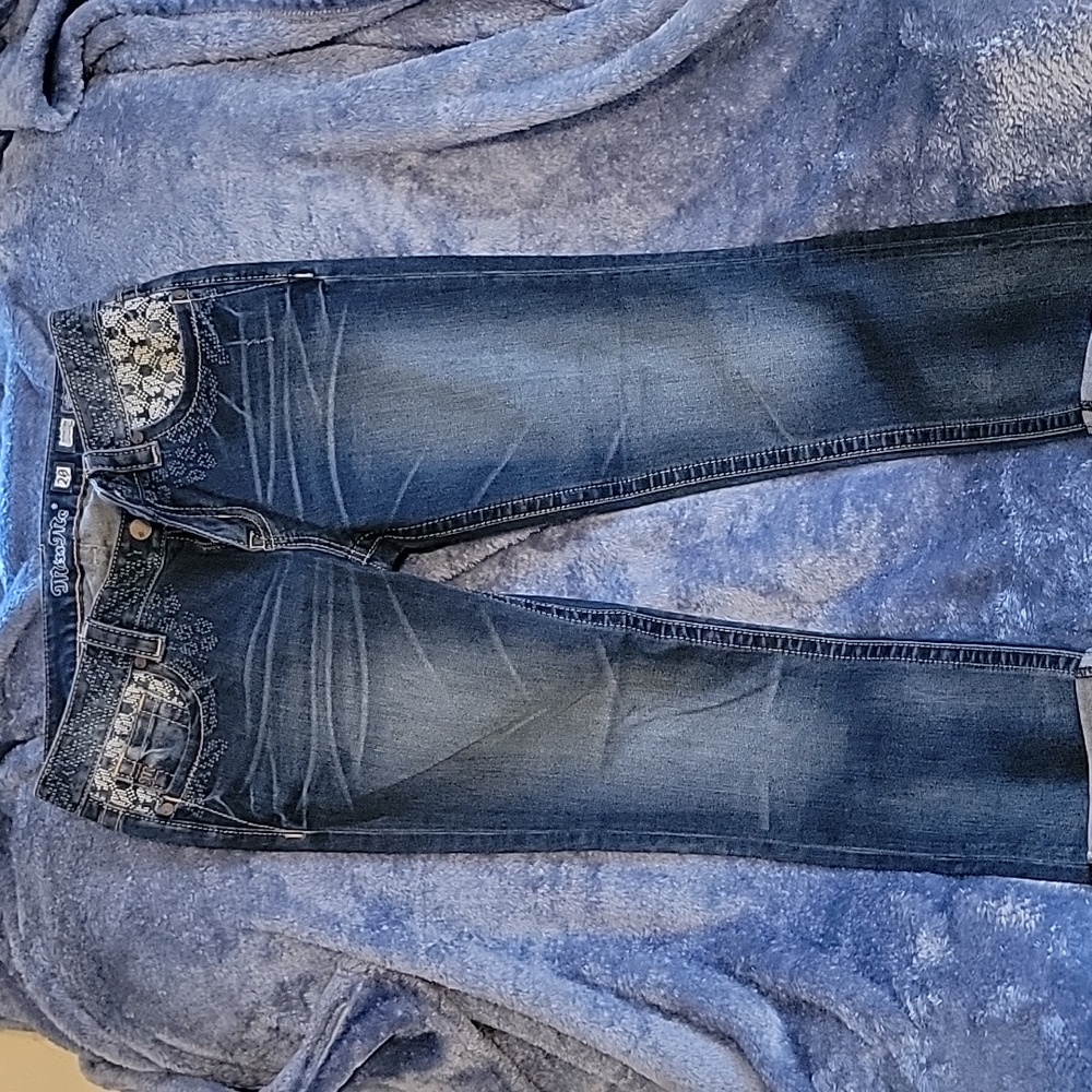 Miss Me cuffed skinny jeans